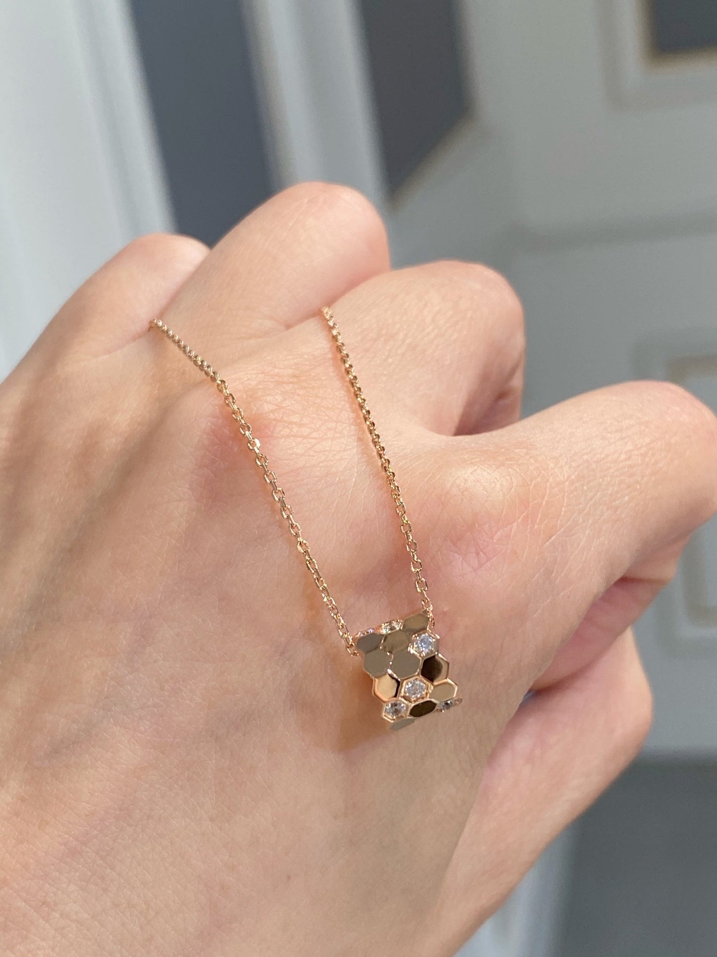 [Panda Jewelry]BEE LOVE DIAMOND NECKLACE