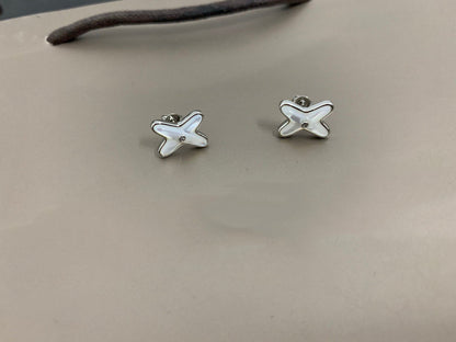 [Panda Jewelry]JEUX DE WHITE MOP SILVER DIAMOND EARRINGS