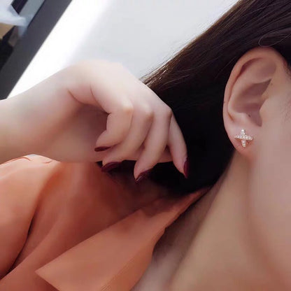 [Panda Jewelry]JEUX DE GOLD DIAMOND EARRINGS