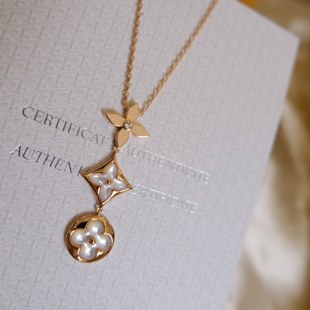 [Panda Jewelry]COLOR BLOSSOM LARIAT NECKLACE PINK GOLD WHITE MOTHER PEARL AND DIAMOND