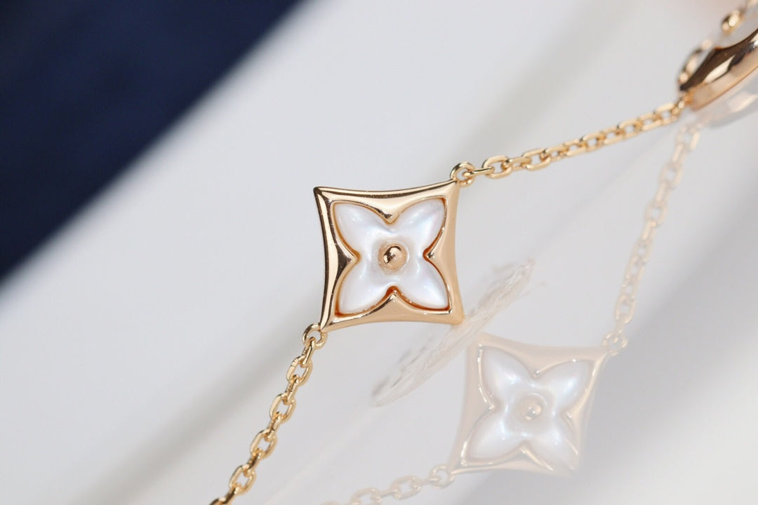 [Panda Jewelry]LEAF CLOVER BRACELET