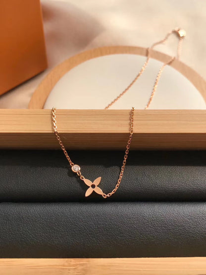 [Panda Jewelry]BLOSSOM PENDANT PINK GOLD AND DIAMOND