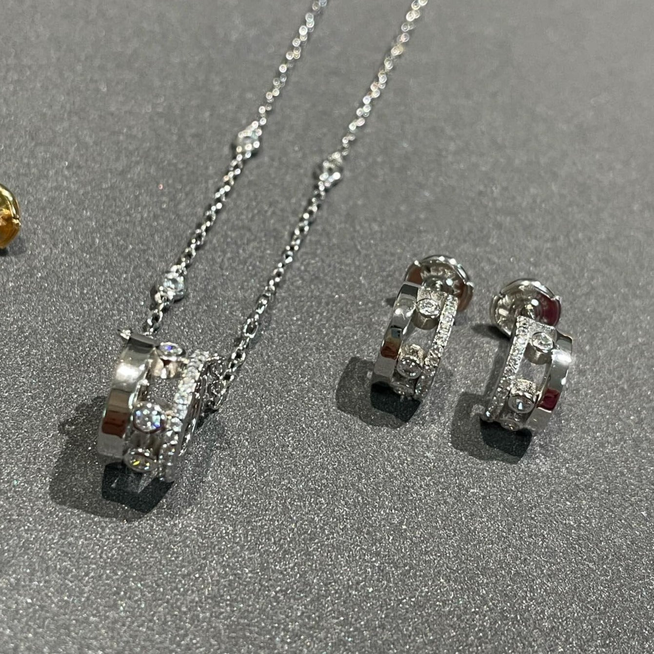 [Panda Jewelry]CHAIN MOVE ROMANE PEDAND NECKLACE
