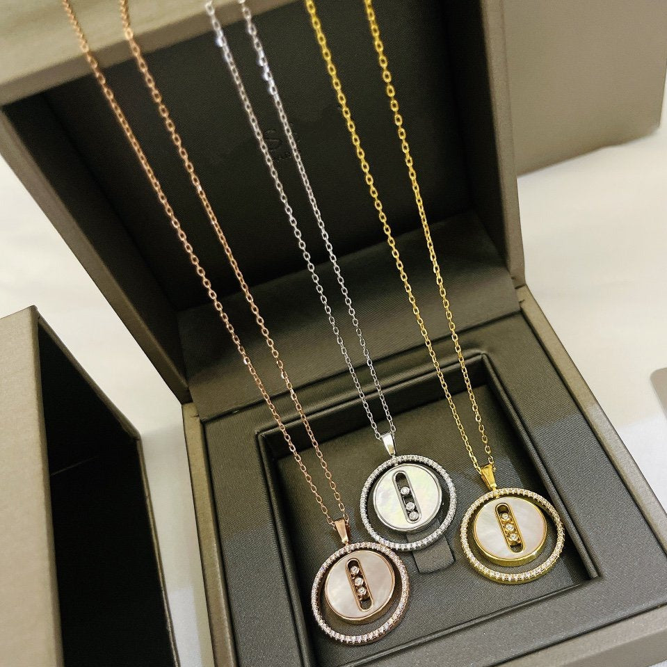 [Panda Jewelry]LUCKY MOVE MM NACRE BLANCHE DIAMOND NECKLACE
