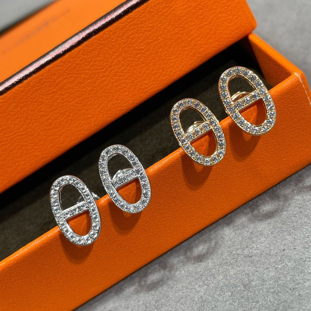 [Panda Jewelry]HM FULL DIAMOND PIG NOSE STUD EARRINGS
