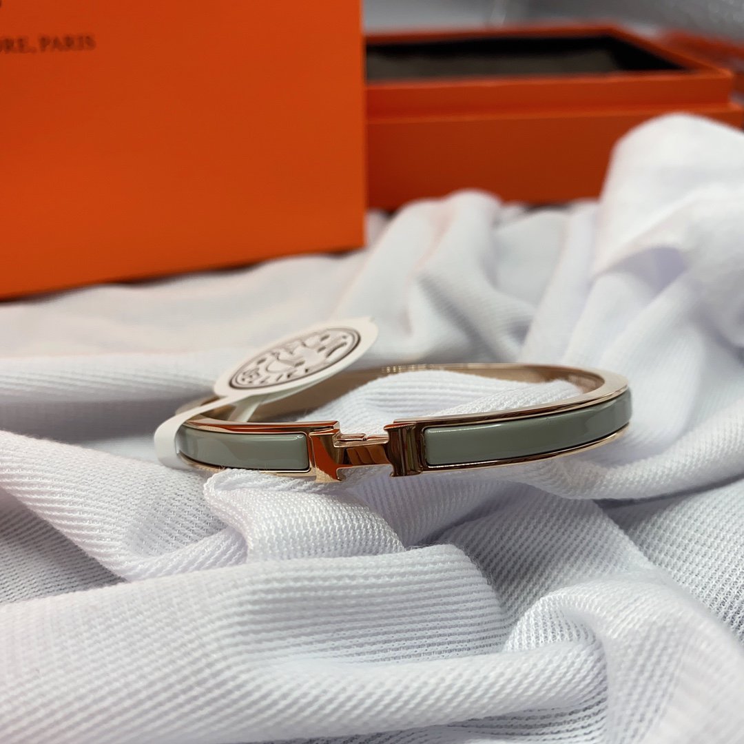 [Panda Jewelry]CLASSIC HM CLIC GREEN 8MM ENAMEL BRACELET