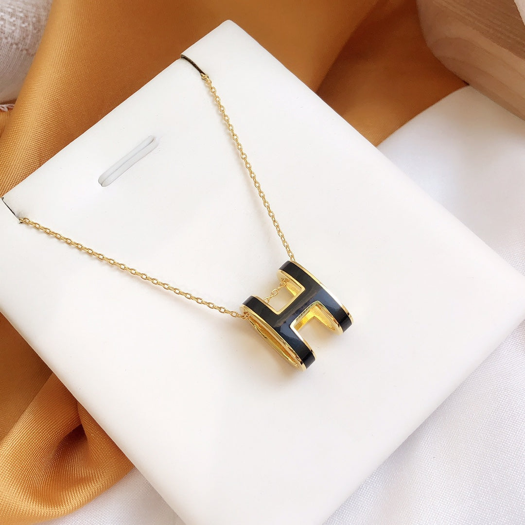 [Panda Jewelry]HM CLIC BLACK ENAMEL GOLD NECKLACE