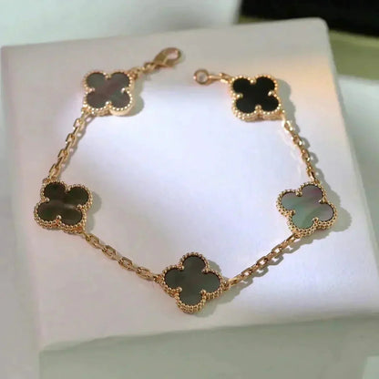 [Panda Jewelry] CLOVER 5 MOTIF GRAY MOP BRACELET COLLECTION