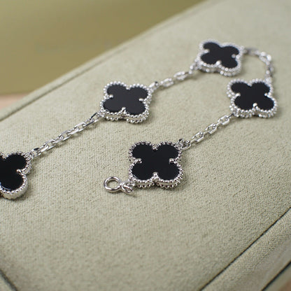 [Panda Jewelry] CLOVER 5 MOTIF ONYXS BRACELET COLLECTION