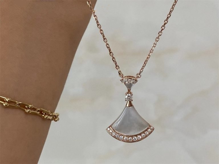 [Panda Jewelry]DREAM NECKLACE MOP PINK GOLD DIAMOND