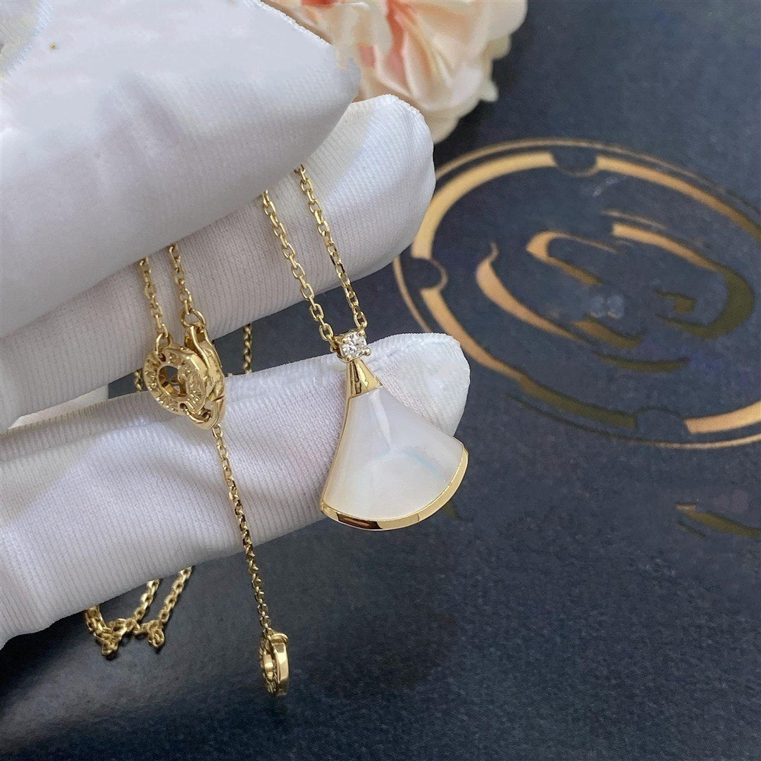 [Panda Jewelry]DREAM NECKLACE WHITE MOP GOLD 1 DIAMOND