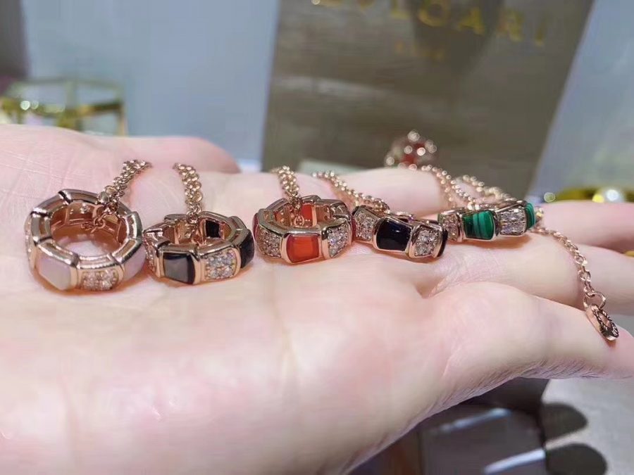 [Panda Jewelry]SERPENTI PEDANT DIAMOND NECKLACE