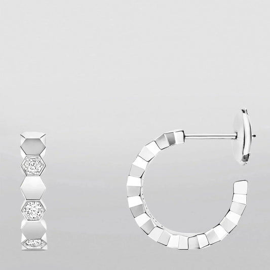 [Panda Jewelry]Hollow Design Four-Leaf Clover Flower Shape Ring