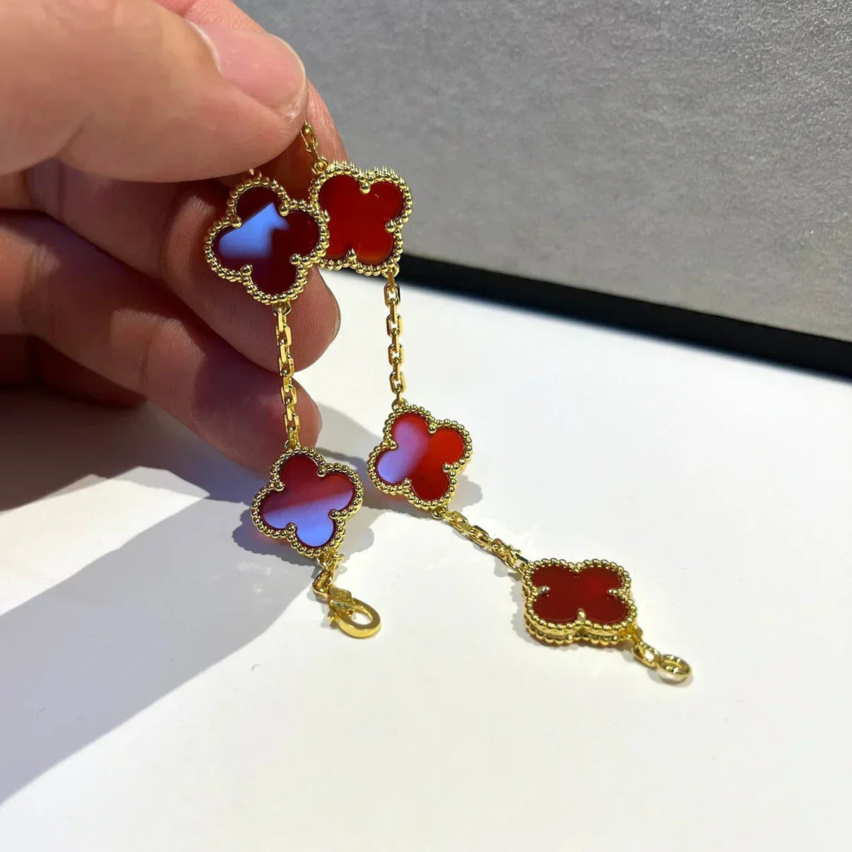 [Panda Jewelry] CLOVER 5 MOTIF RED CORNELIAN BRACELET COLLECTION