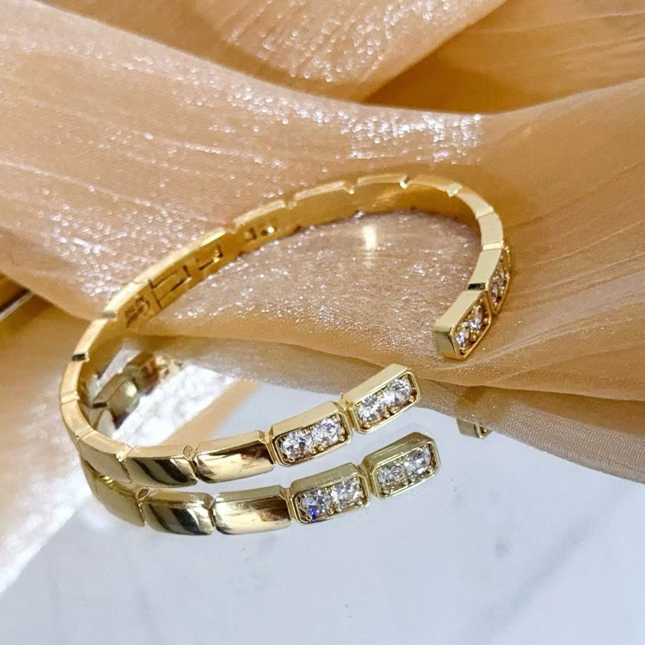 [Panda Jewelry jewelrys]LOVE DIAMOND OPEN  BRACELET