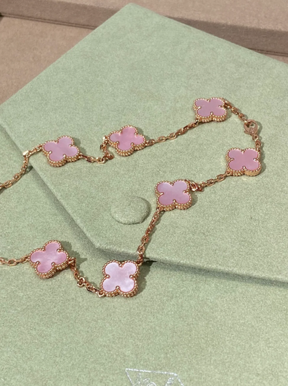[Panda Jewelry Jewellery] Pink Necklace with Ten Clover Designs