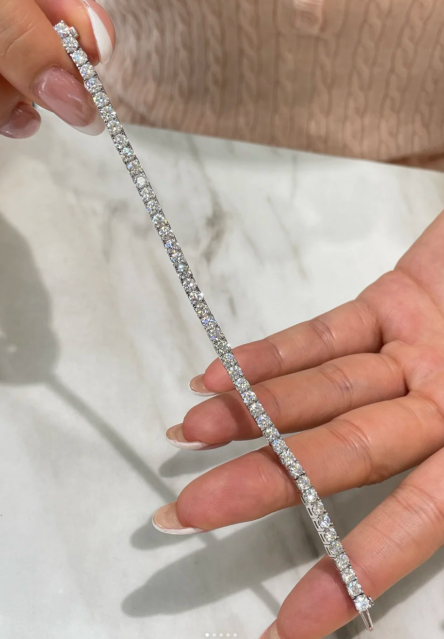[Panda Jewelry]  CLASSIC BASEBALL BRACELAT, 52 DIAMOND