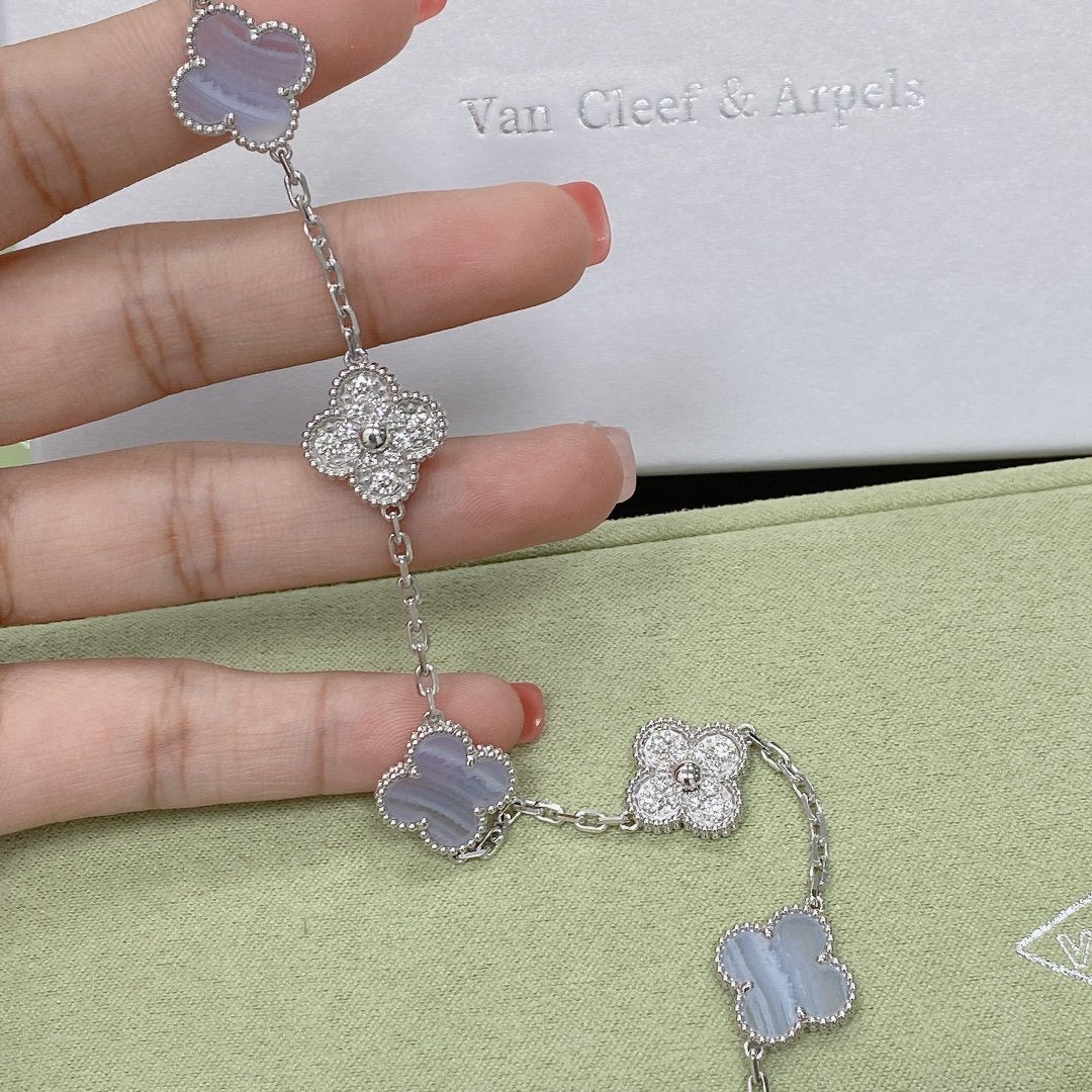 [Panda Jewelry] CLOVER 5 MOTIF PURPLE CHALCEDONY BRACELET COLLECTION