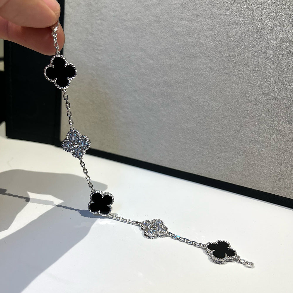 [Panda Jewelry] CLOVER 5 MOTIF ONYXS BRACELET COLLECTION