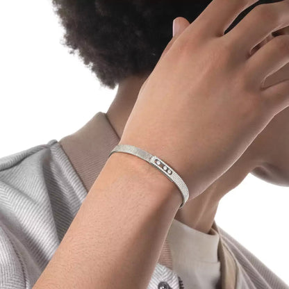 [Panda Jewelry]Move Noa Cisel茅 half pav茅 bangle
