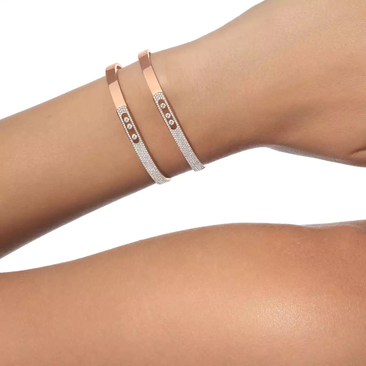 [Panda Jewelry]Move Noa Rose Gold Pav茅 Diamond Bangle Bracelet