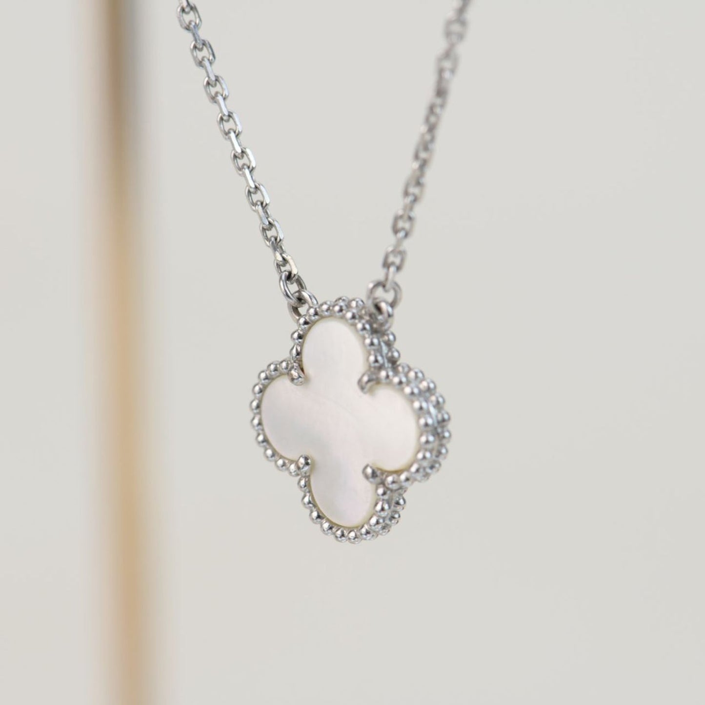[Panda Jewelry]CLOVER  15MM WHITE MOTHER-OF-PEARL SILVER