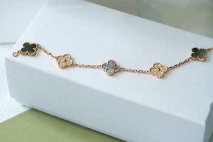 [Panda Jewelry] CLOVER 5 MOTIF GRAY MOP BRACELET COLLECTION
