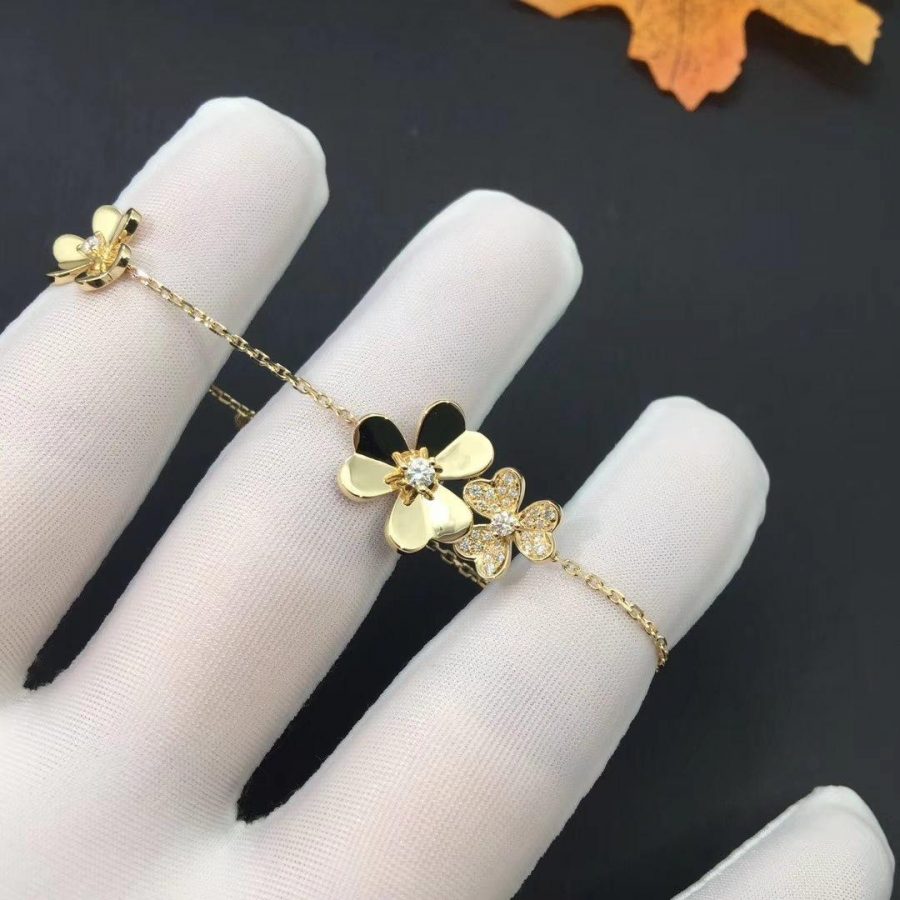 [Panda Jewelry]FRIVOLE GOLD 5 FLOWERS BRACELET