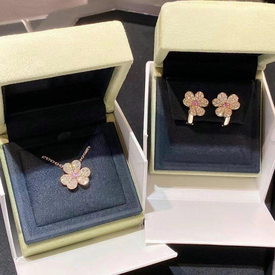 [Panda Jewelry]FRIVOLE ROSE GOLD FLOWER DIAMOND NECKLACE