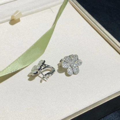 [Panda Jewelry]FRIVOLE SILVER FLOWER DIAMOND EARRINGS