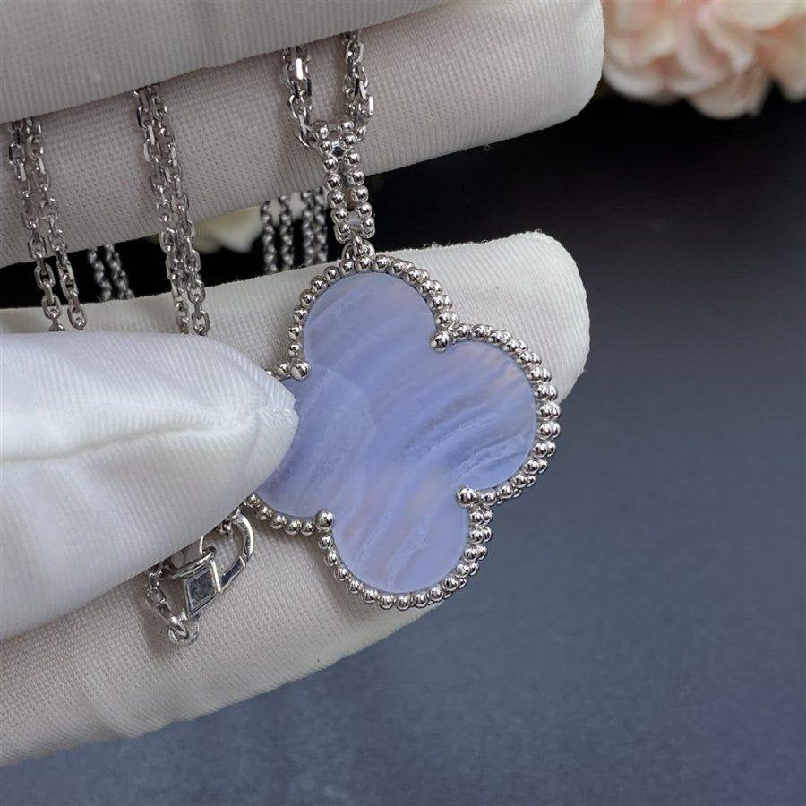 [Panda Jewelry]CLOVER SILVER CHALCEDONY BIG CLOVER NECKLACE
