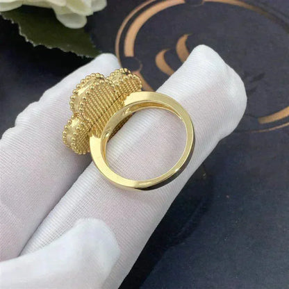 [Panda Jewelry]CLOVER WHITE MOP RING