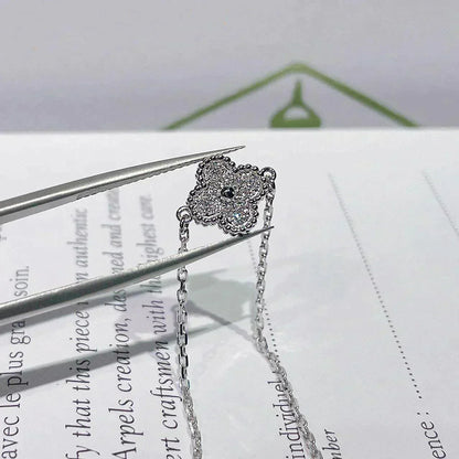 [Panda Jewelry]CLOVER  SINGLE FLOWER BRACELET SILVER