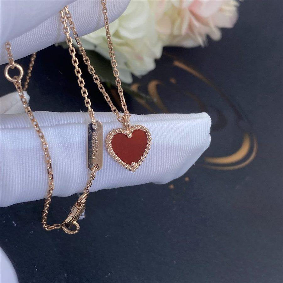 [Panda Jewelry]SWEET CLOVER CARNELIAN HEART NECKLACE