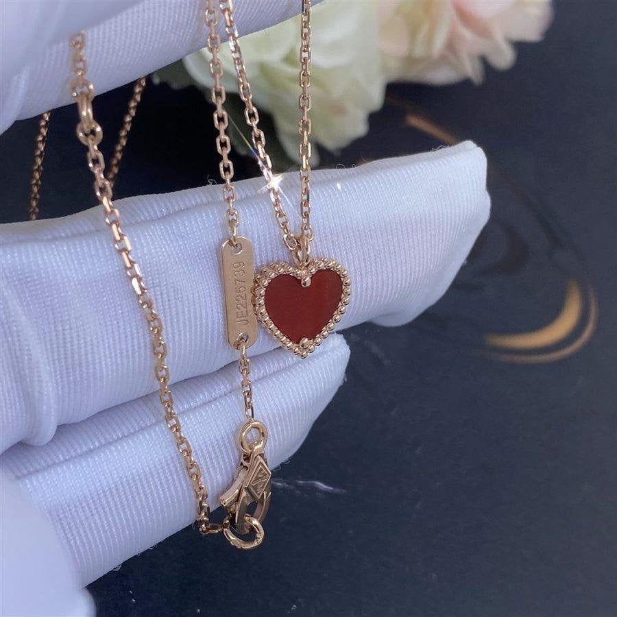 [Panda Jewelry]SWEET CLOVER CARNELIAN HEART NECKLACE