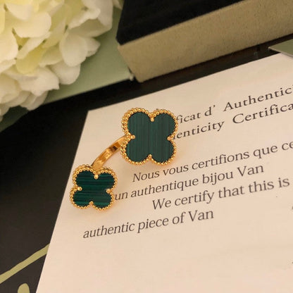 [Panda Jewelry]CLOVER BETWEEN THE FINGER RING