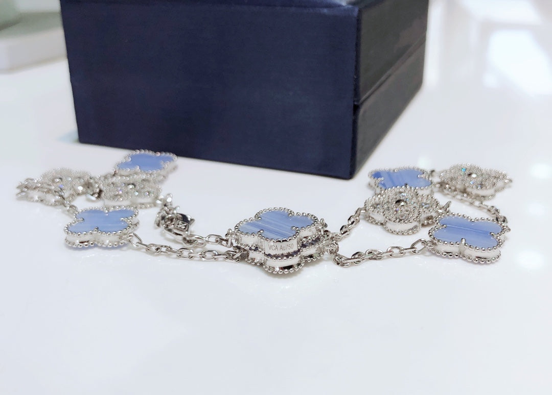 [Panda Jewelry]CLOVER 10 MOTIFS CHALCEDONY DIAMONDS SILVER NECKLACE