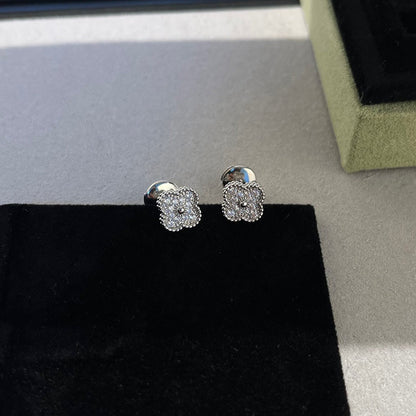 [Panda Jewelry]CLOVER MINI DIAMOND STUD EARRINGS