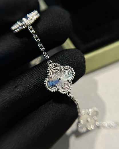 [Panda Jewelry] CLOVER 5 MOTIF LASER BRACELET COLLECTION