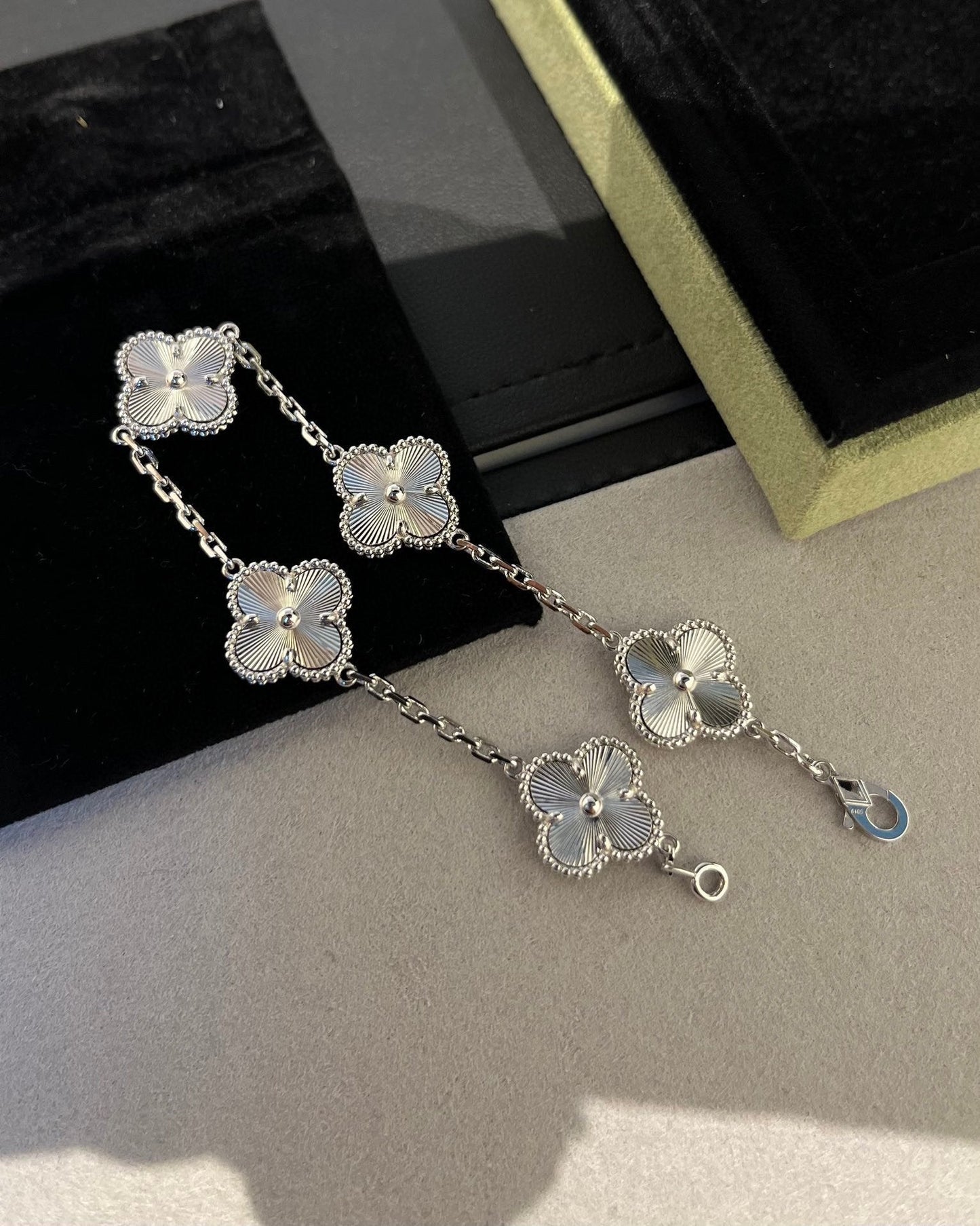 [Panda Jewelry] CLOVER 5 MOTIF LASER BRACELET COLLECTION