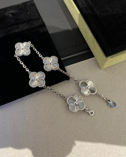[Panda Jewelry] CLOVER 5 MOTIF LASER BRACELET COLLECTION